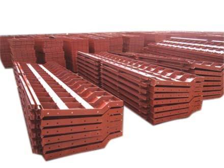 武汉�l�合钢模板厂家介�l�组合钢模板的组成与分类